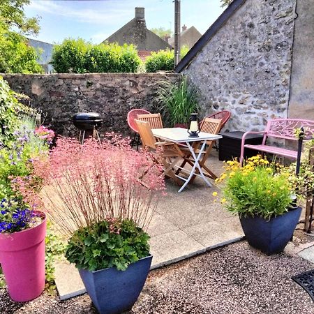 Appartement Dans Le Morvan 16 Min De L'Autoroute Beauvilliers  Eksteriør billede
